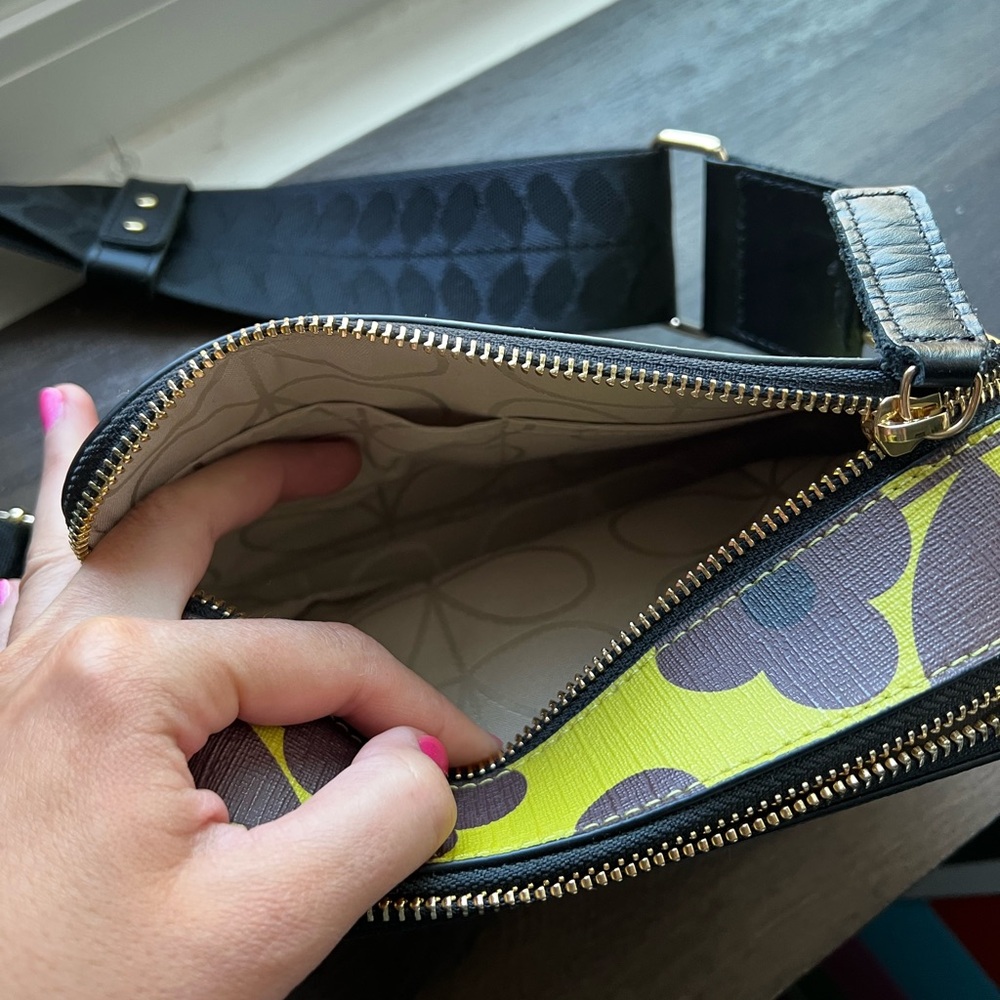 Orla Kiely Modern Yellow and Black Crossbody Bag - Picture 3 of 5
